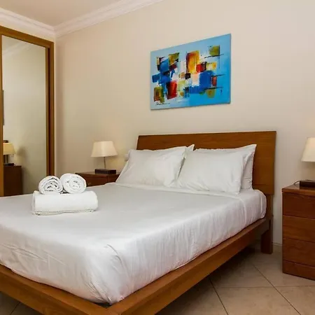 Oura Sunrise - Piscina, E Diversao! Appartamento